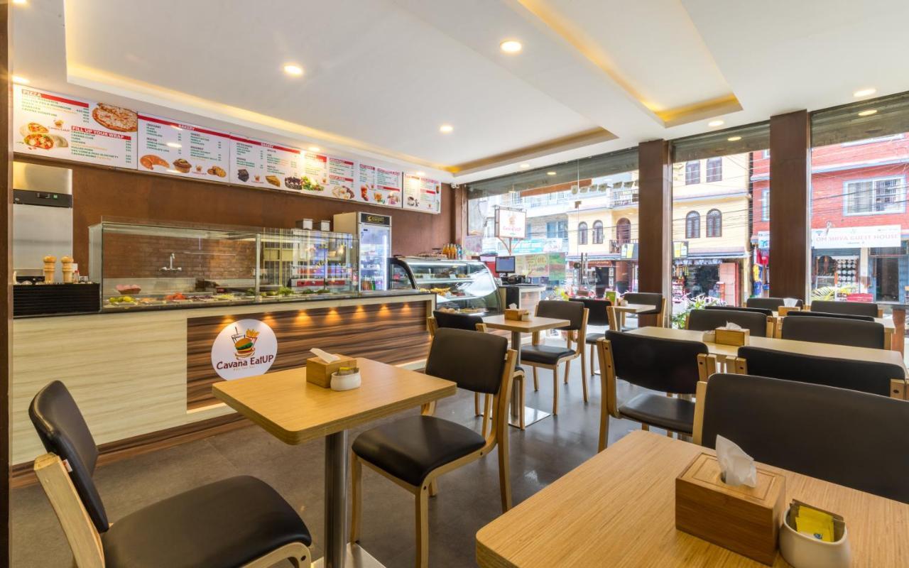 Golden Gate Hotel Pokhara Zewnętrze zdjęcie
