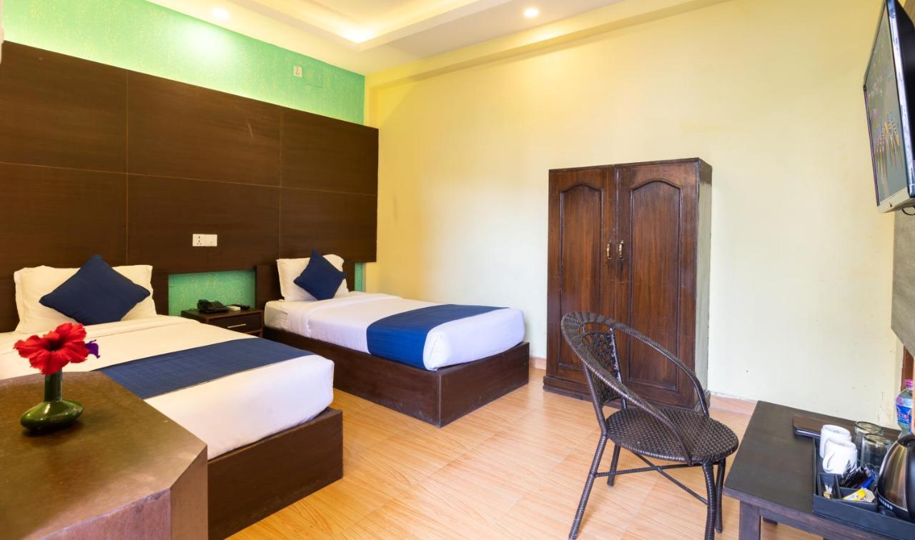 Golden Gate Hotel Pokhara Zewnętrze zdjęcie